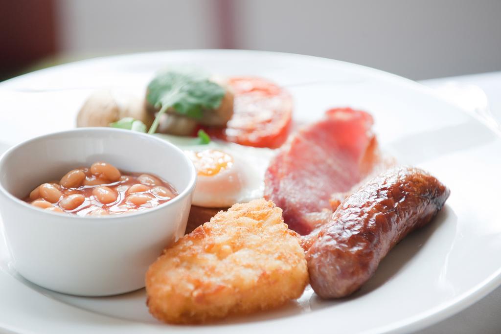 Cotswold Grange Bed & Breakfast Cheltenham Exterior photo English breakfast
