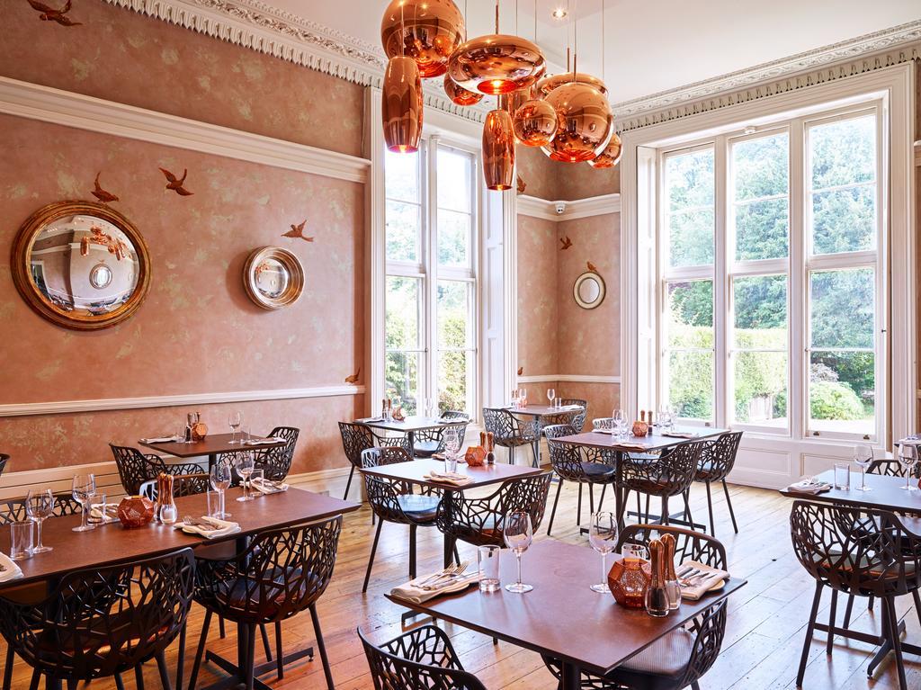 Cotswold Grange Bed & Breakfast Cheltenham Exterior photo The restaurant at The Old parsonage